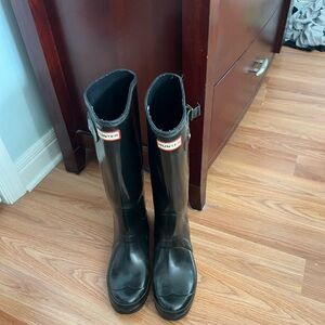 Hunter Gloss Black Knee-High Rain Boots